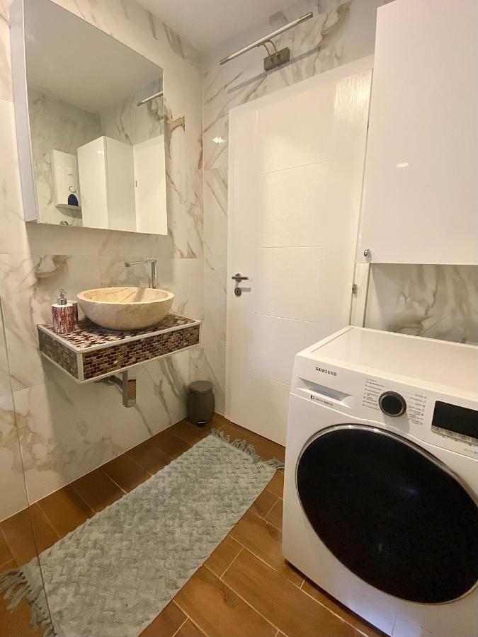 Rose Apartment Скопие Екстериор снимка